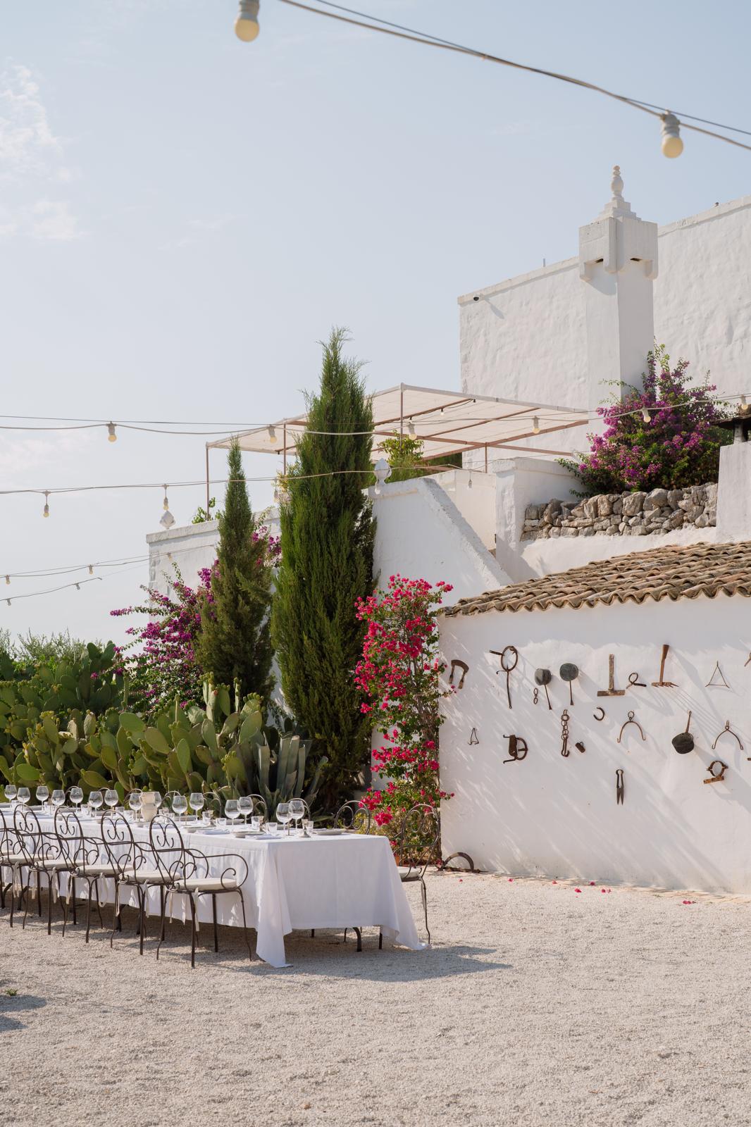 Weddings — the vaulted hall 8