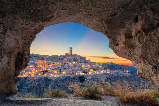 La magia di Bari, Lecce e Matera