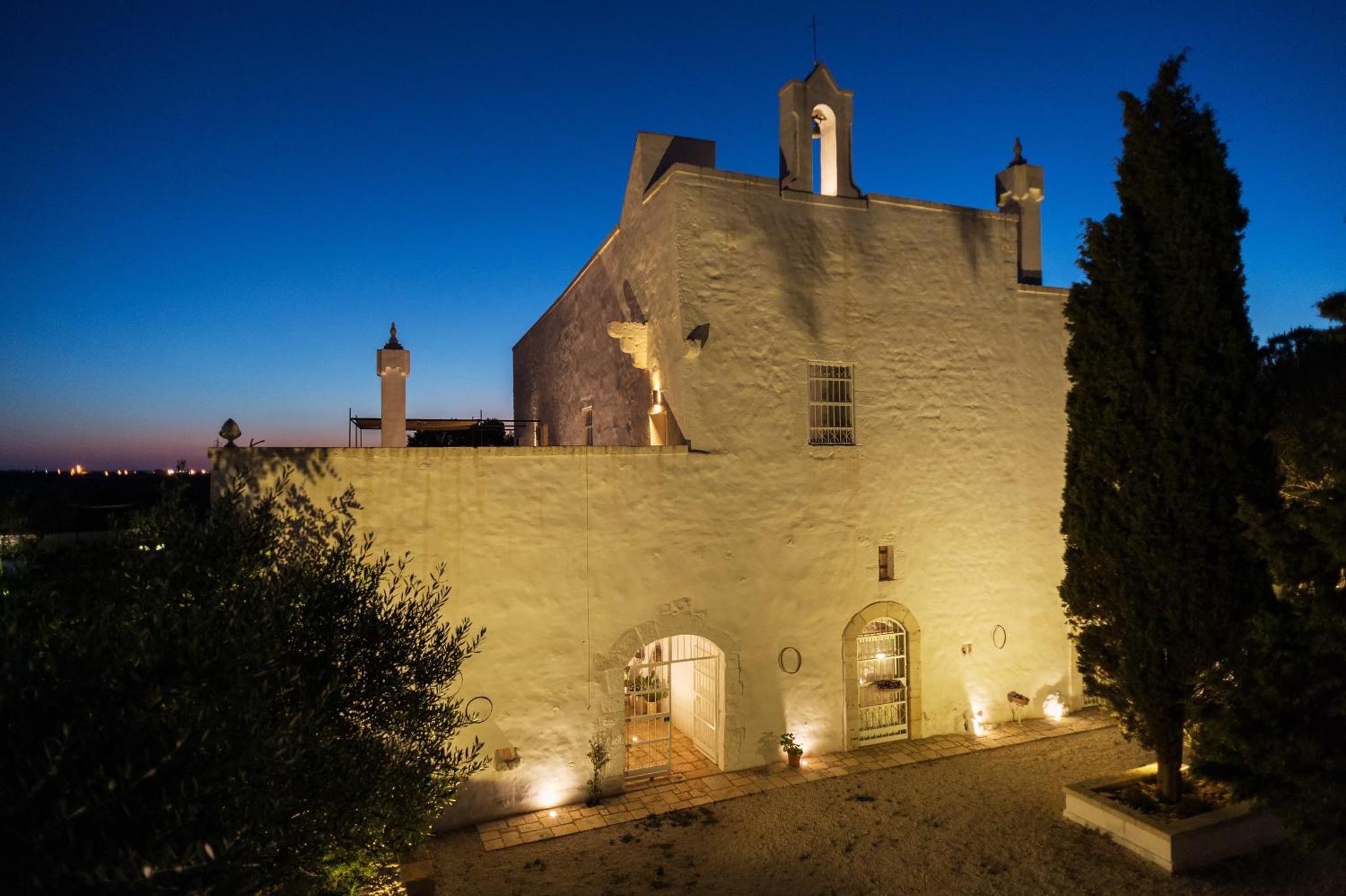 Masseria Le Cerase — by night