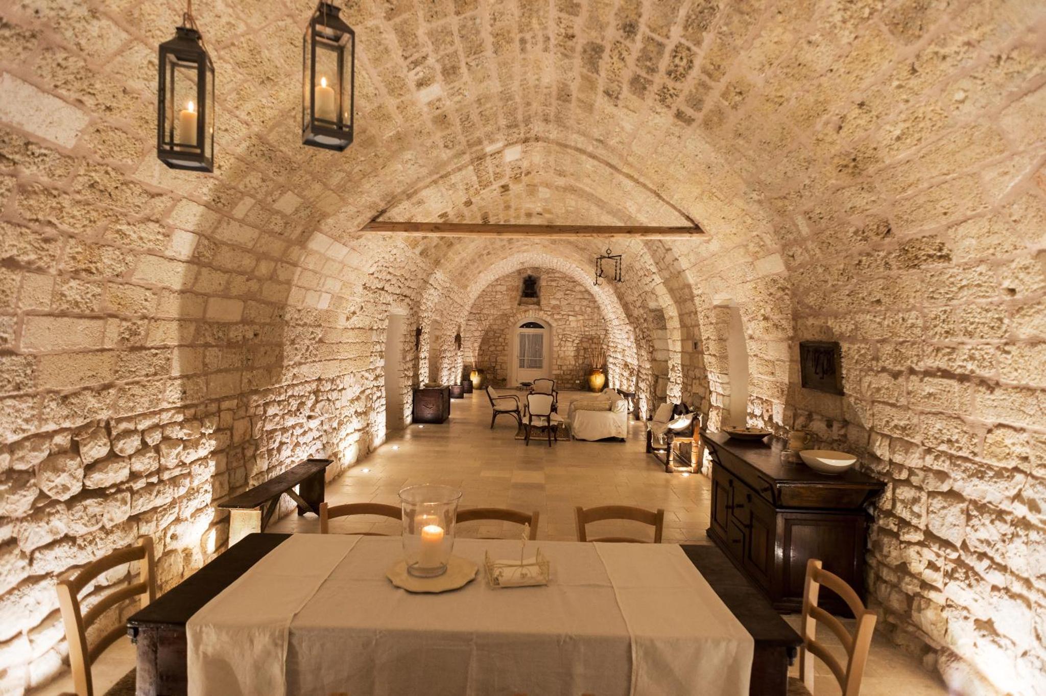 The vaulted hall